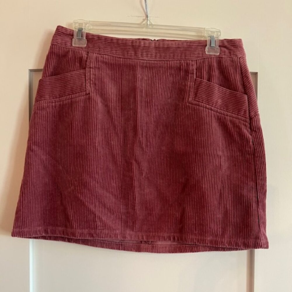 Corduroy Skirt, Mauve color, size 8, never worn